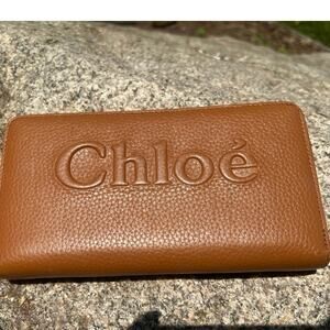 Chloé Long Zipper Wallet